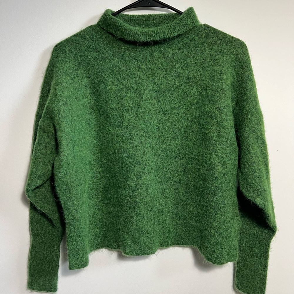 Top shop green sweater